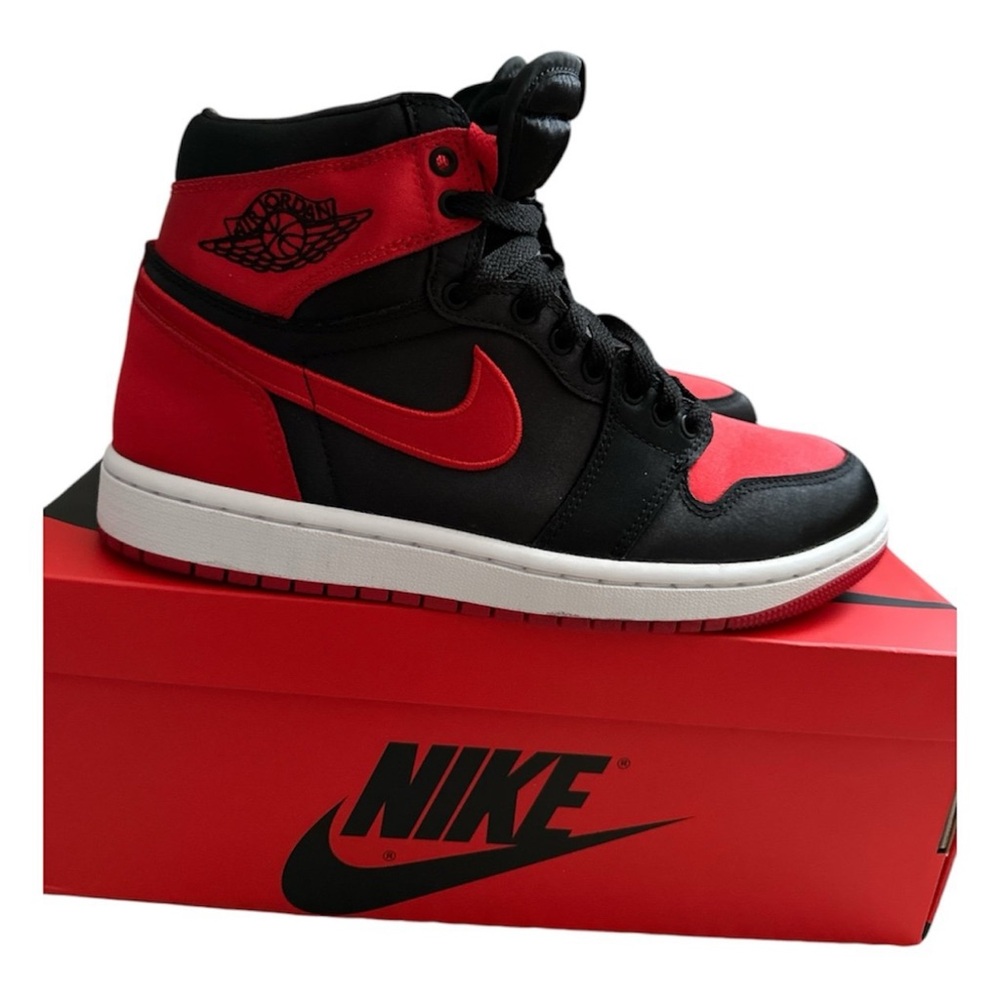 Jordan Women's Sneakers Black and Red